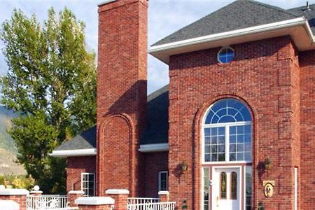 Toad Hall Manor Bed And Breakfast Butte Dış mekan fotoğraf